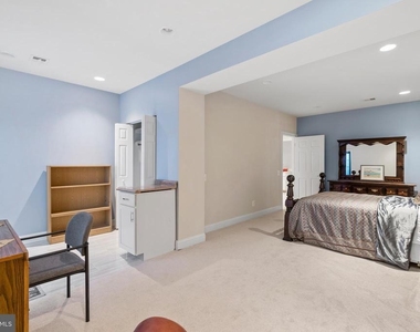 43610 Aldie Mill Court - Photo Thumbnail 12