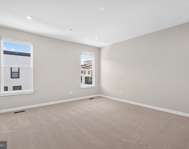 4053 Legato Road - Photo Thumbnail 29