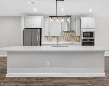 4053 Legato Road - Photo Thumbnail 18