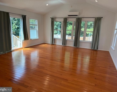 7606 Fallswood Way - Photo Thumbnail 23
