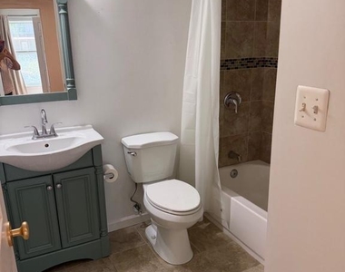 7606 Fallswood Way - Photo Thumbnail 20