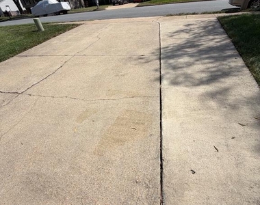 7606 Fallswood Way - Photo Thumbnail 3
