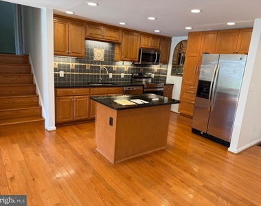 7606 Fallswood Way - Photo Thumbnail 21