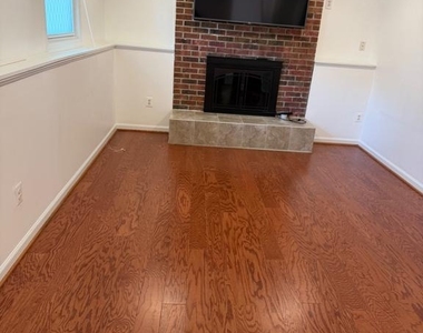 7606 Fallswood Way - Photo Thumbnail 27