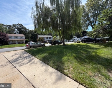 7606 Fallswood Way - Photo Thumbnail 30