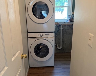 7606 Fallswood Way - Photo Thumbnail 8