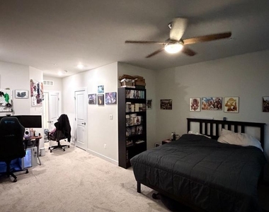 2324 Water Promenade Avenue - Photo Thumbnail 15