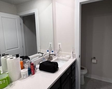 2324 Water Promenade Avenue - Photo Thumbnail 19