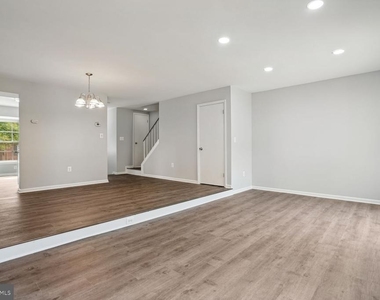 7759 Asterella Court - Photo Thumbnail 8