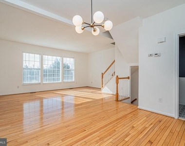 2507 James Maury Drive - Photo Thumbnail 17