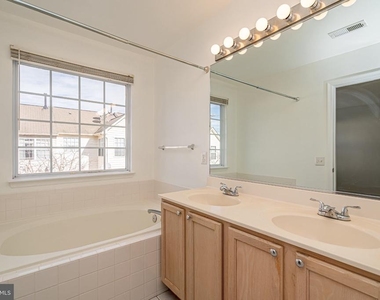 2507 James Maury Drive - Photo Thumbnail 38