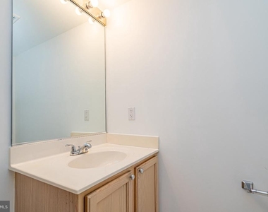 2507 James Maury Drive - Photo Thumbnail 12