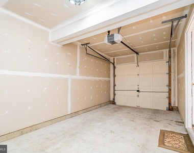 2507 James Maury Drive - Photo Thumbnail 13