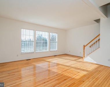 2507 James Maury Drive - Photo Thumbnail 18