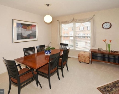 4025 Shaughnessy Court - Photo Thumbnail 12