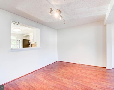6022 Phlox Court - Photo Thumbnail 6