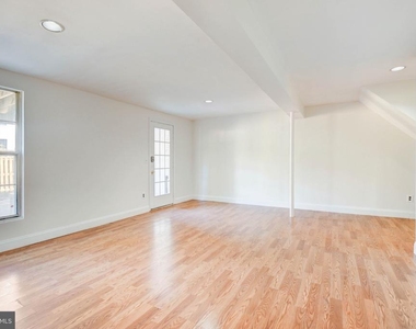 6022 Phlox Court - Photo Thumbnail 17
