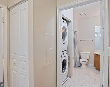 2204 Westcourt Lane - Photo Thumbnail 11