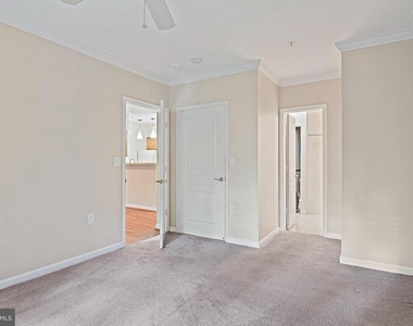 2204 Westcourt Lane - Photo Thumbnail 6