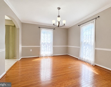 4513 Shoal Creek Court - Photo Thumbnail 10