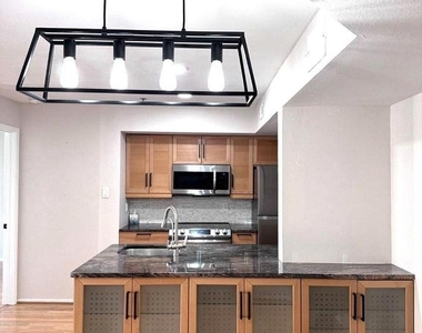 3309 Wyndham Circle - Photo Thumbnail 7