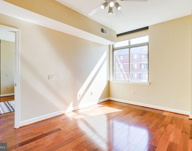 1000 N Randolph Street - Photo Thumbnail 13
