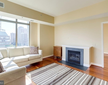 1000 N Randolph Street - Photo Thumbnail 9