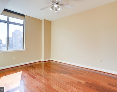 1000 N Randolph Street - Photo Thumbnail 14