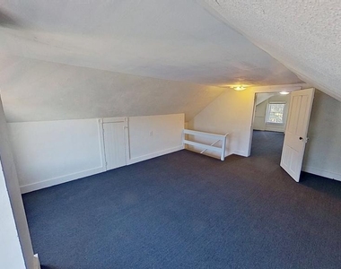 411 Chestnut Street - Photo Thumbnail 5