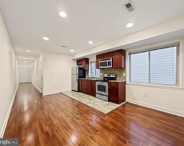 1417 N 17th Street - Photo Thumbnail 1