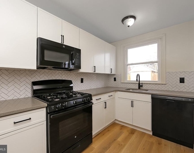 4451 Tolbut Street - Photo Thumbnail 9