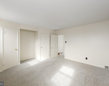 4451 Tolbut Street - Photo Thumbnail 14