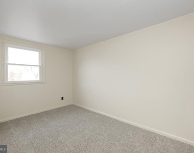 4451 Tolbut Street - Photo Thumbnail 16