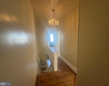 5628 Warrington Avenue - Photo Thumbnail 9