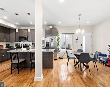 2663 Amber Street - Photo Thumbnail 3