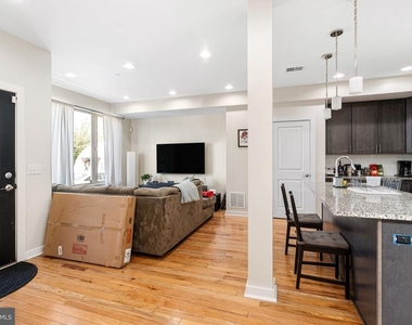 2663 Amber Street - Photo Thumbnail 4
