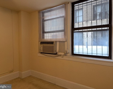 1324 Locust Street - Photo Thumbnail 15