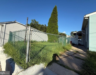 220 10th Street - Photo Thumbnail 11