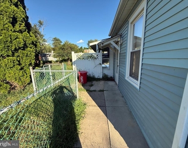 220 10th Street - Photo Thumbnail 1