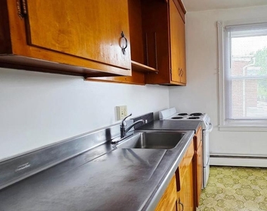 516 Franklin Avenue - Photo Thumbnail 8