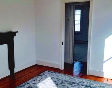 516 Franklin Avenue - Photo Thumbnail 2