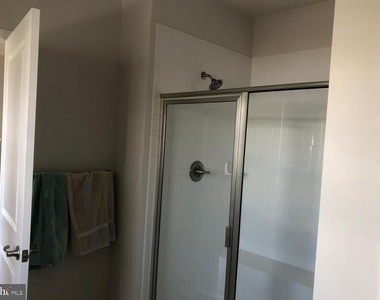 10048 Dorsey Lane - Photo Thumbnail 12
