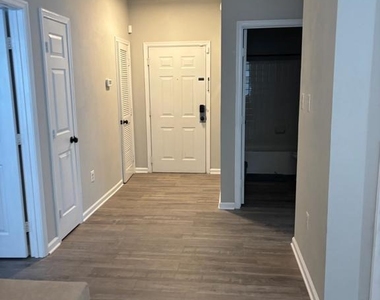 15613 Everglade Lane - Photo Thumbnail 1