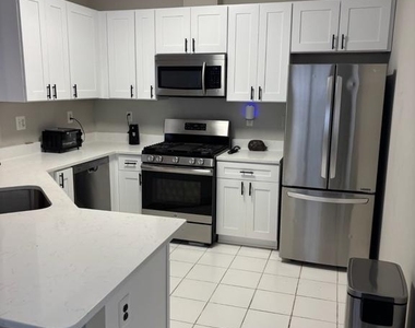 15613 Everglade Lane - Photo Thumbnail 7