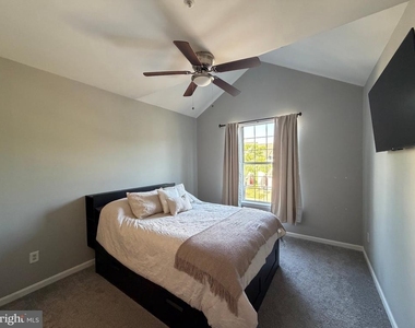 13955 King George Way - Photo Thumbnail 10