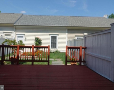 1115 Crestfield Drive - Photo Thumbnail 27