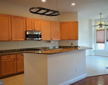 1115 Crestfield Drive - Photo Thumbnail 8
