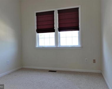 1115 Crestfield Drive - Photo Thumbnail 20