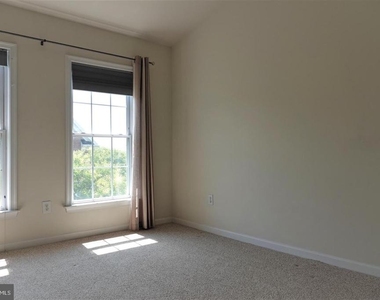 1115 Crestfield Drive - Photo Thumbnail 25