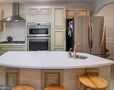 3107 Gaylor Place - Photo Thumbnail 5